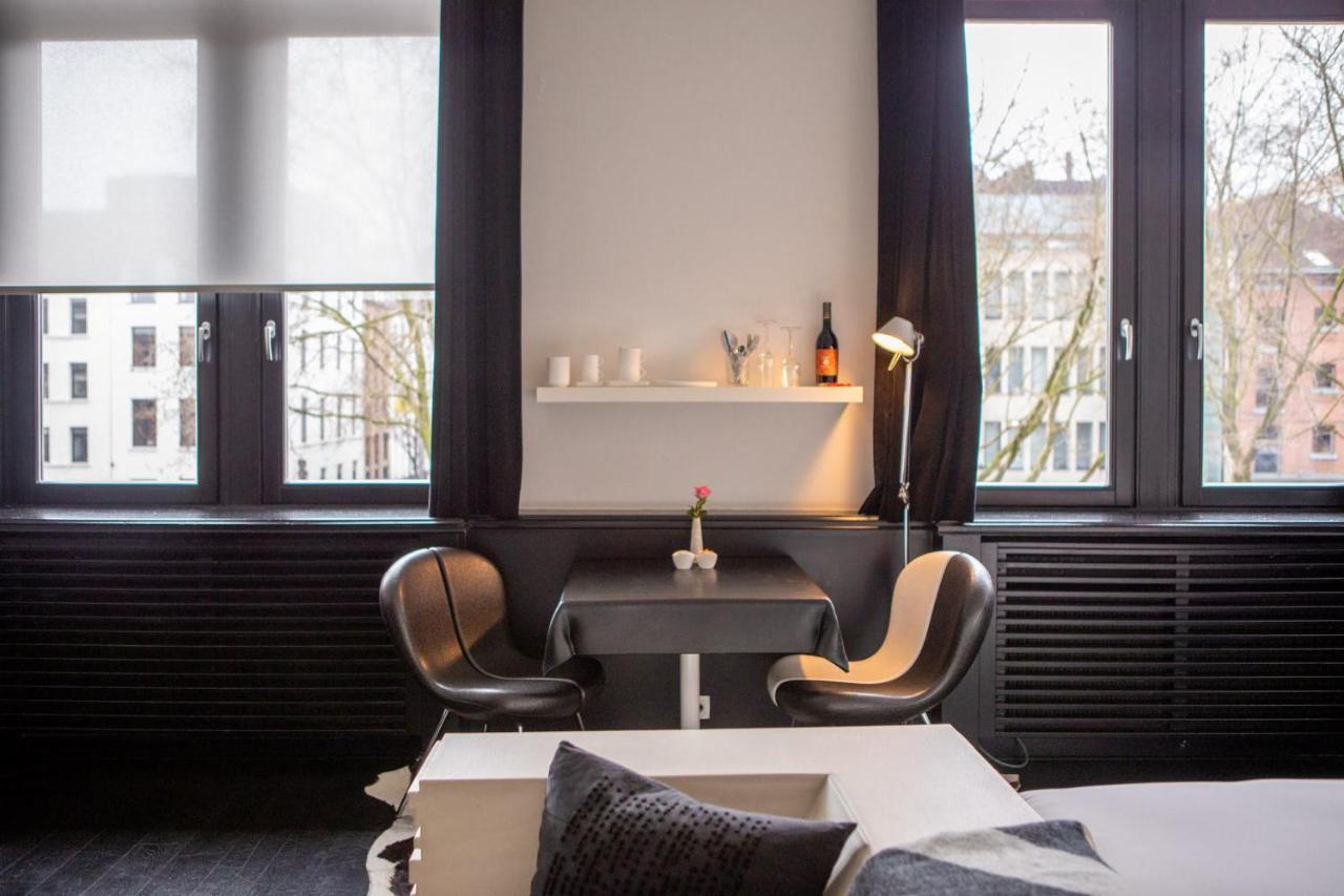 B&B Suites Feek Antwerpen Exteriör bild